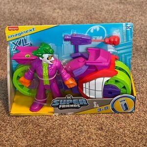 Fisher-Price Imaginext Purple and Green Action Figure Playset
